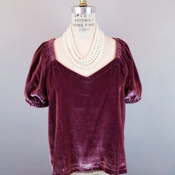 Rich Plum Velvet Blouse with Short Sleeves Women's Size Medium by Loft NEW w/Tag - Picture 5 of 10